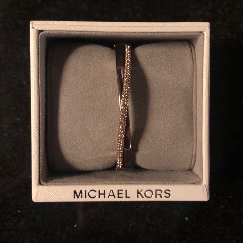Michael Kors Bronze “diamond” bracelet